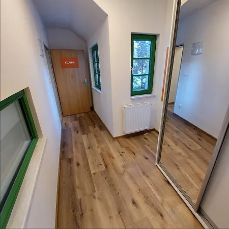 Apartment Phlora *